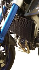 Protezione radiatore GPK compatibile con Yamaha MT-09 2014-2016
