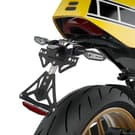 Portatarga Barracuda compatibile con Yamaha XSR 900 GP 2024-2026 specifico per indicatori di direzione originali