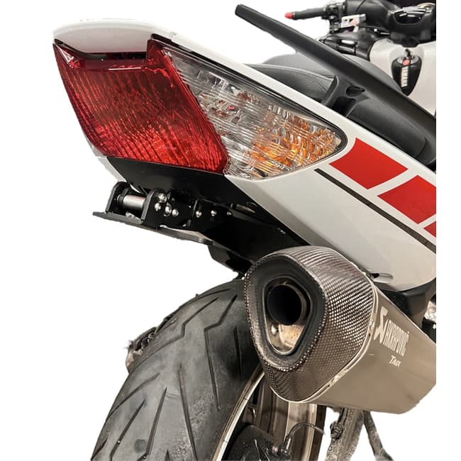 Portamatrículas GREF compatible con Yamaha T-Max 500 2008-2011 / T-Max 530 2012-2016 (con botón abatible)