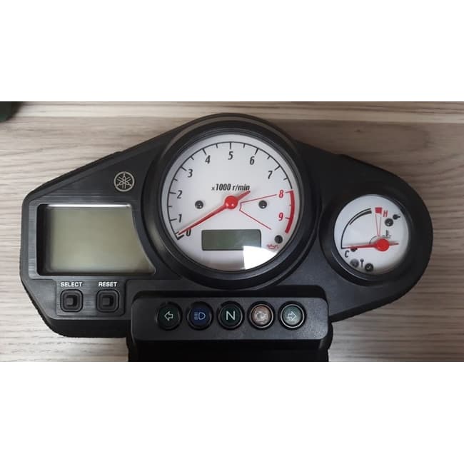 White speedometer and tachometer gauges compatible with Yamaha TDM 900 2004-2011 (with immobilizer)