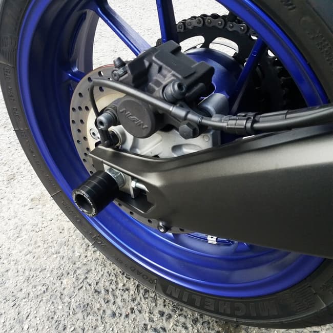 Swingarm protector compatible with Yamaha Tracer 900 / GT 2018-2020 
