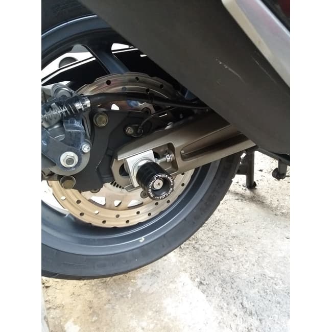 Swingarm protector compatible with Kymco AK550 2017-2021