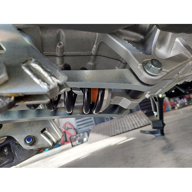 Lowering links compatible with Yamaha T-Max 530 2017-2019 / T-Max 560 2020-2025 (30mm)