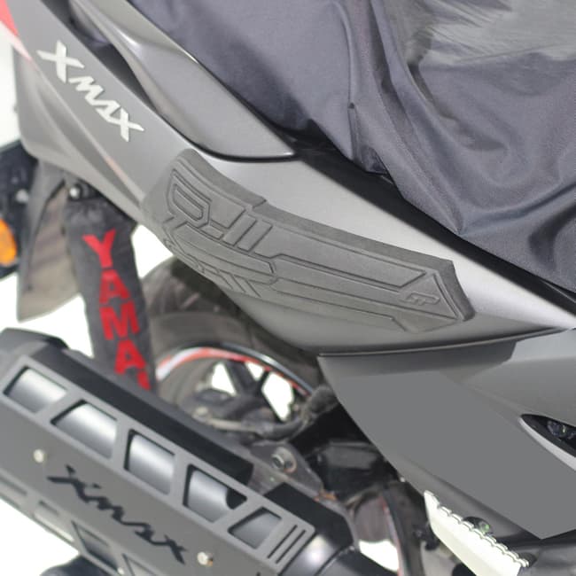 GPK rubber side pads 3D set compatible with Yamaha X-Max 125 / 250 / 300 / 400 2018-2022