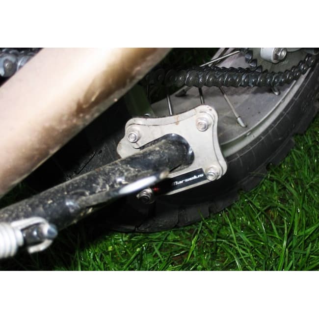 Side stand extension plate compatible with Aprilia Pegaso 1997-2009