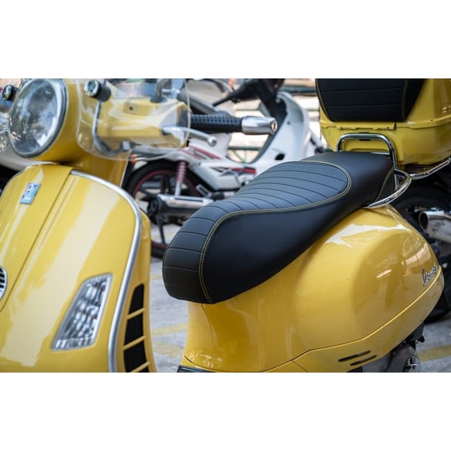 Seat cover compatible with Piaggio Vespa GTS 250 / 300 2009-2019