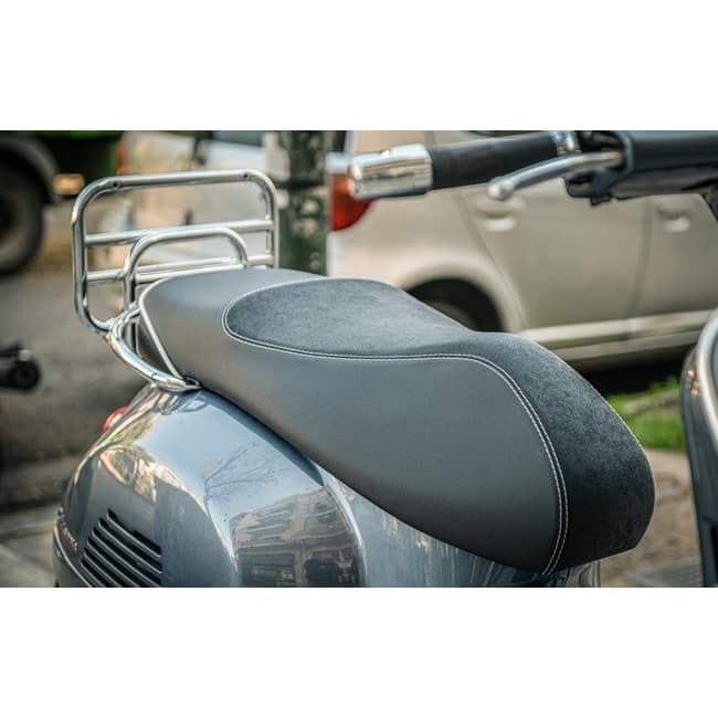 Seat cover compatible with Piaggio Vespa GTS 250 / 300 2009-2019