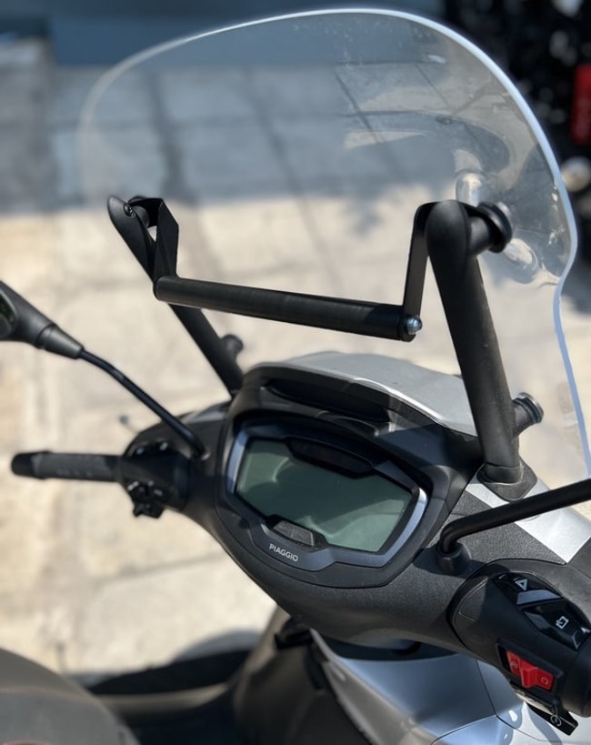 Support GPS de cockpit pour Piaggio Beverly 300 / 400 2021-2024