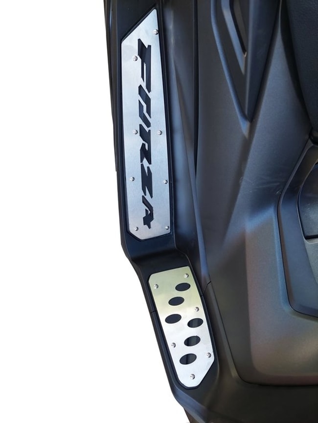 Kit placas reposapiés para Forza 350 / 300 / 250 / 125 2018-2023