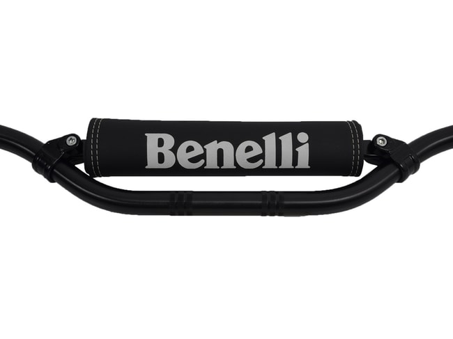 Almofada de barra transversal para modelos Benelli preta com logotipo prateado