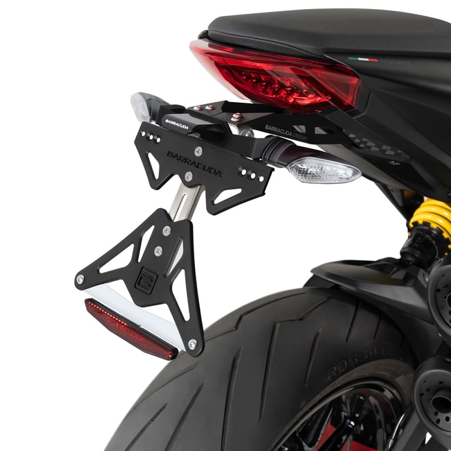 Barracuda registreringsskylthållare för Ducati Monster 937 2021-2023 specifik för original blinkers