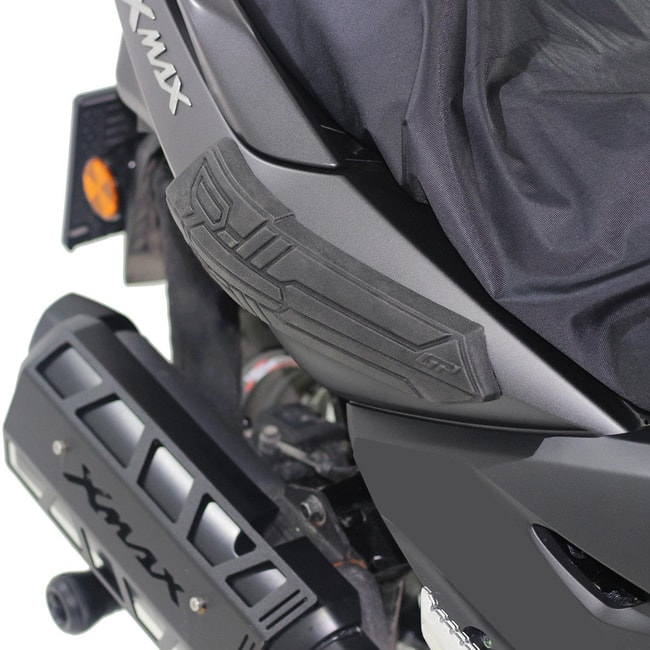 Set 3D protezioni laterali in gomma GPK per Yamaha X-Max 125 / 250 / 300 / 400 2018-2022