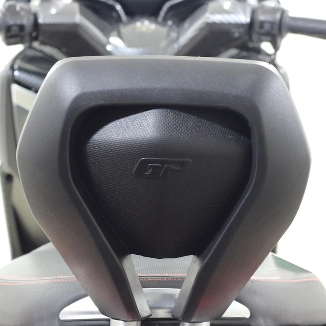 GPK ryggstödskit (sissy bar) för Yamaha X-Max 250 / 400 2014-2017