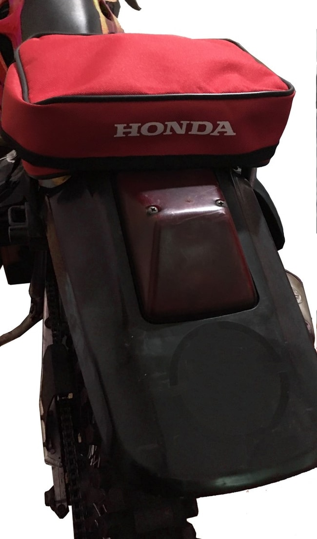 Honda achtertas rood