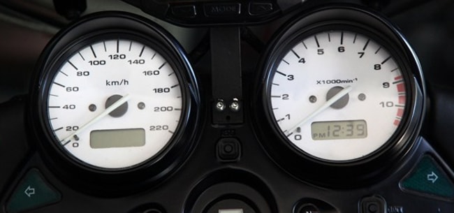 White speedometer and tachometer gauges for Honda XL1000V Varadero 1999-2002