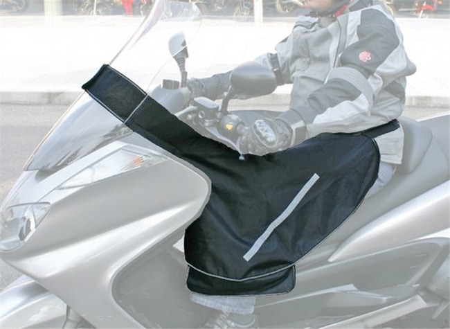 Couvre-jambes universel pour scooters