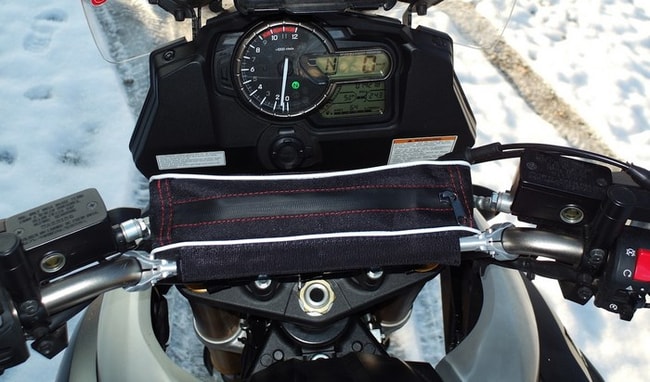 Universal motorcycle handlebar bag