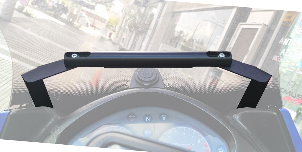 Staffa fissaggio per sartphone/GPS copatibile con Honda Forza 125/250