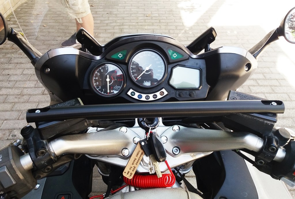 Support Téléphone Moto Yamaha FJR1300 - Fixation Guidon Ou Rétro Avec Rotation 360°