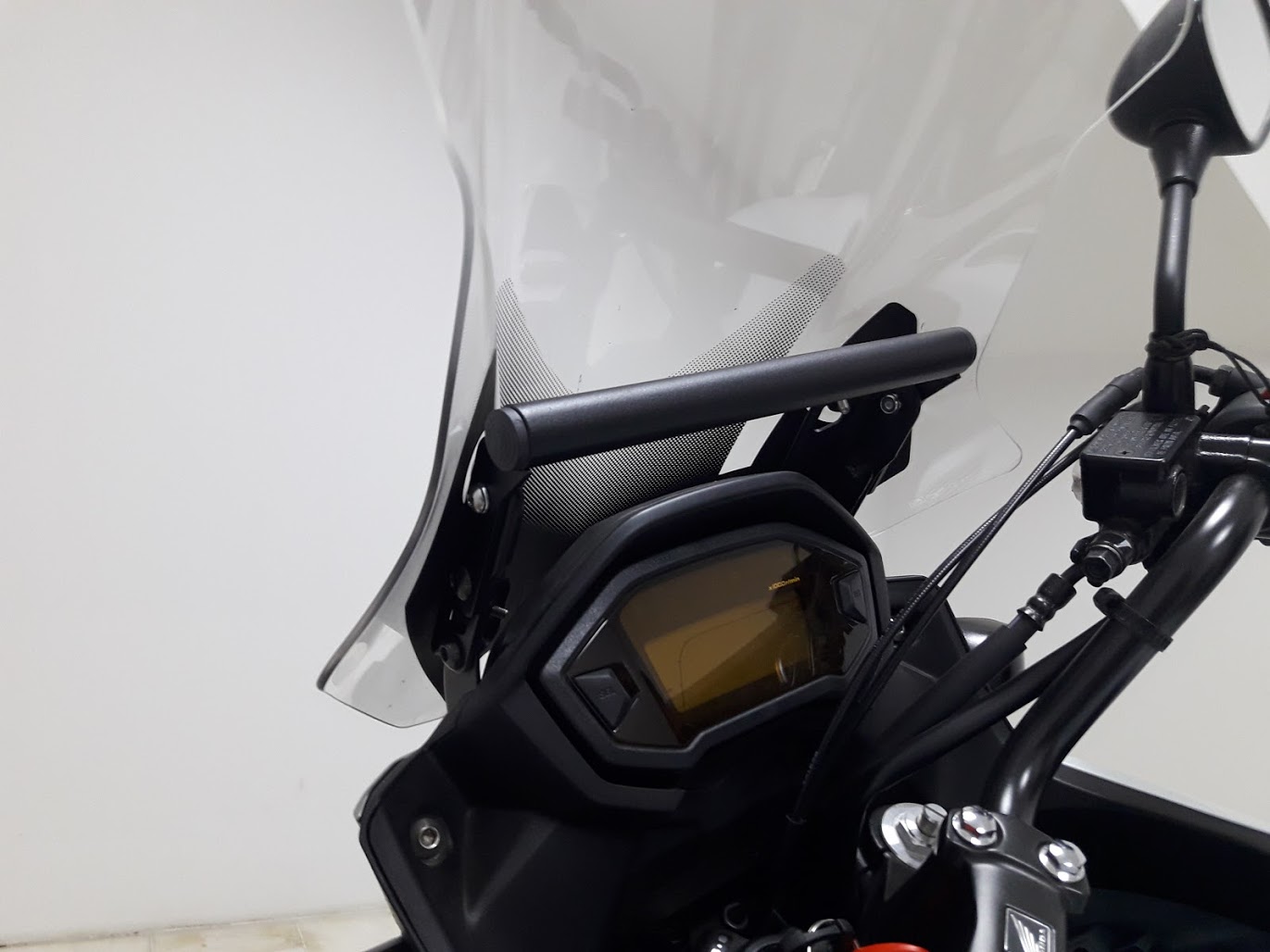 Supporto Per Navigatore GPS E Telefono Per Honda CB500X (2016-2023) – Piastra In Acciaio Inox Nero, Installazione Sopra Il Quadro Strumenti, Stabile E Resistente