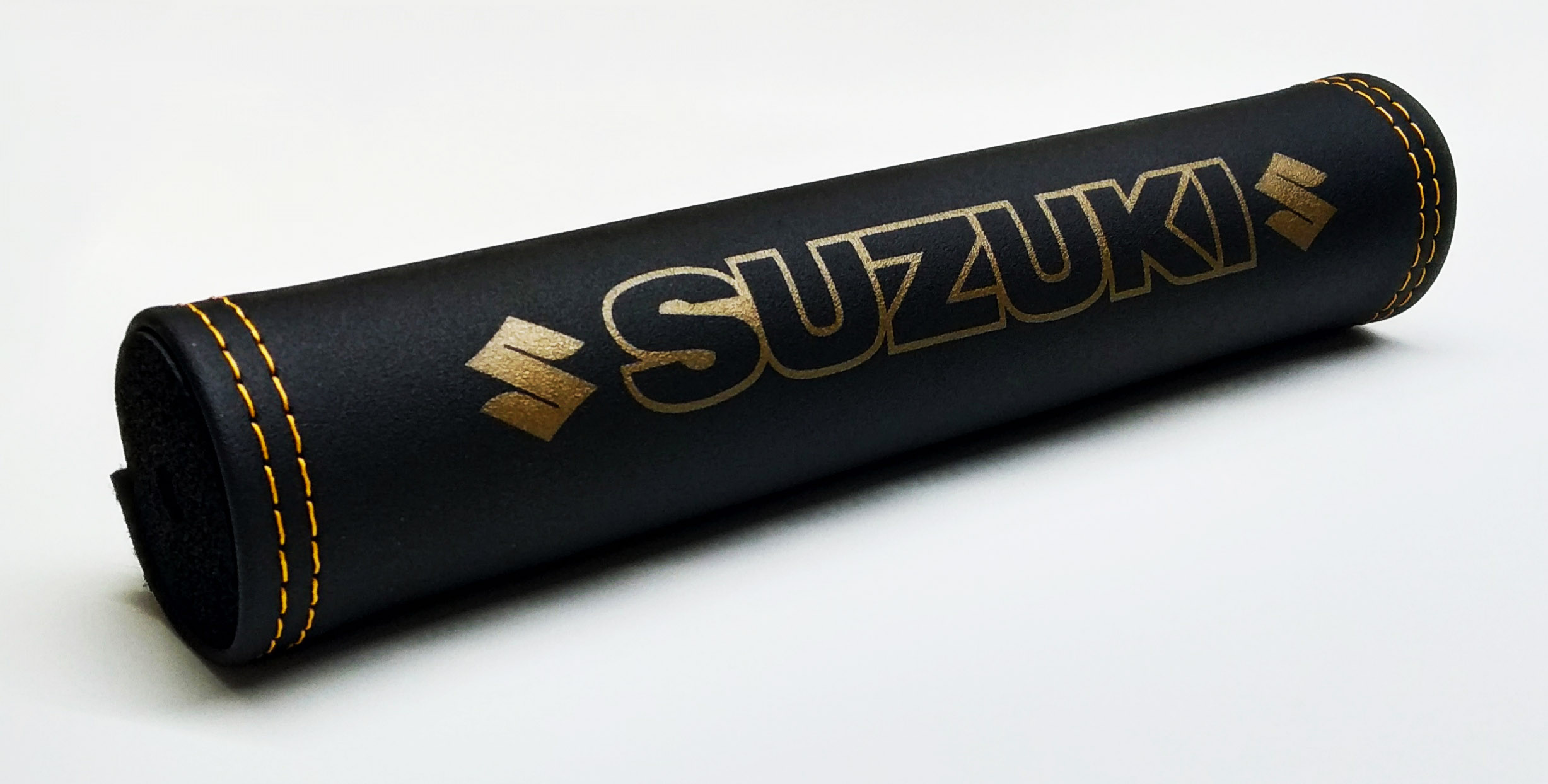 Suzuki crossbar pad (gold logo)